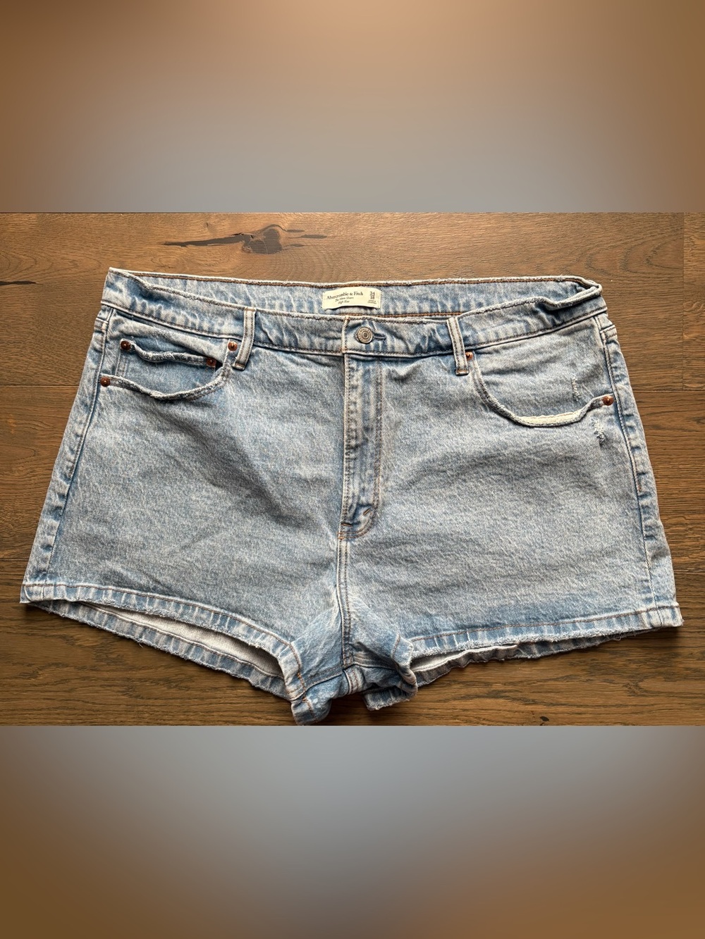 Abercrombie & Fitch The Mom Shorts High Rise Size 34/18